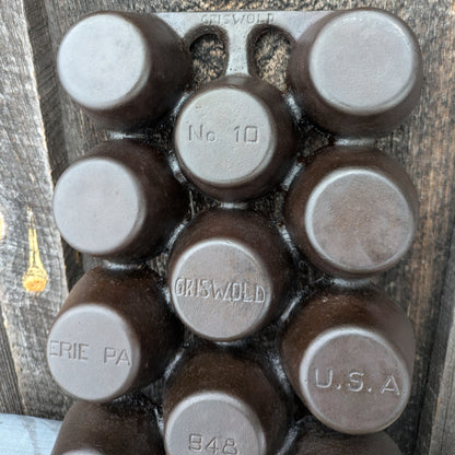 Griswold No. 10 Popover or Muffin Pan 948 A, Variation 11