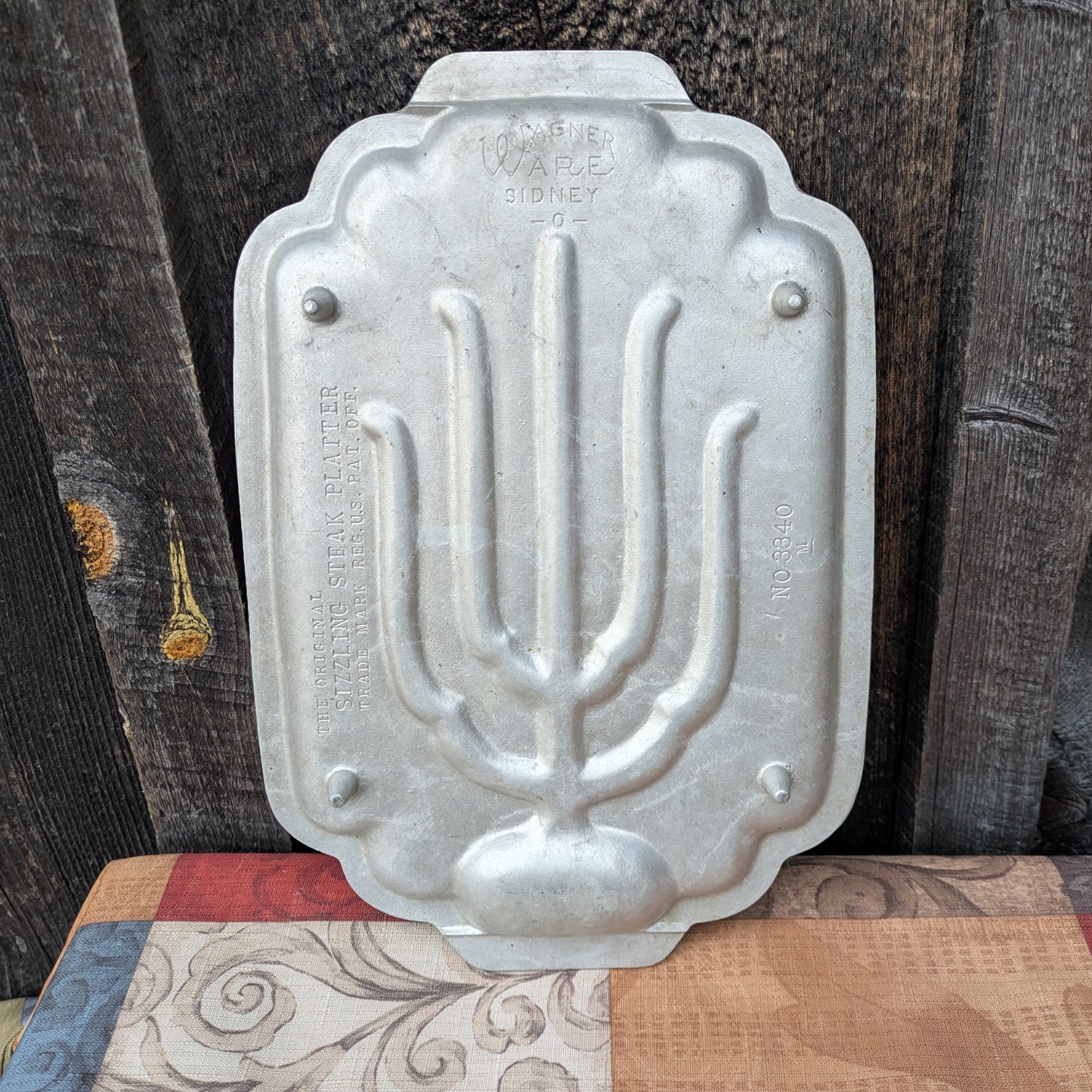 Vintage Wagner Ware Sizzling Steak Cast Aluminum Platter 3340 M