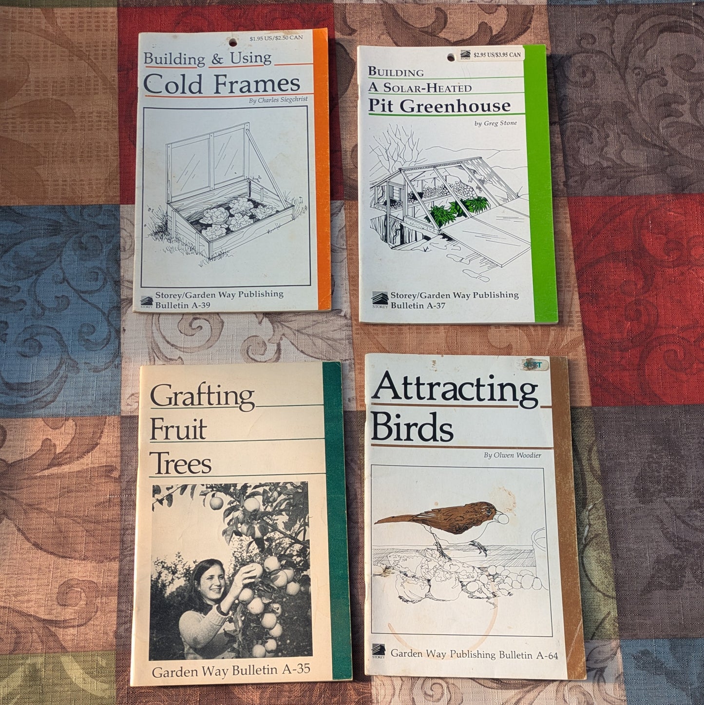 Set of 14 Storey/Garden Way Booklets- Practical Advice for Gardens and Homesteads