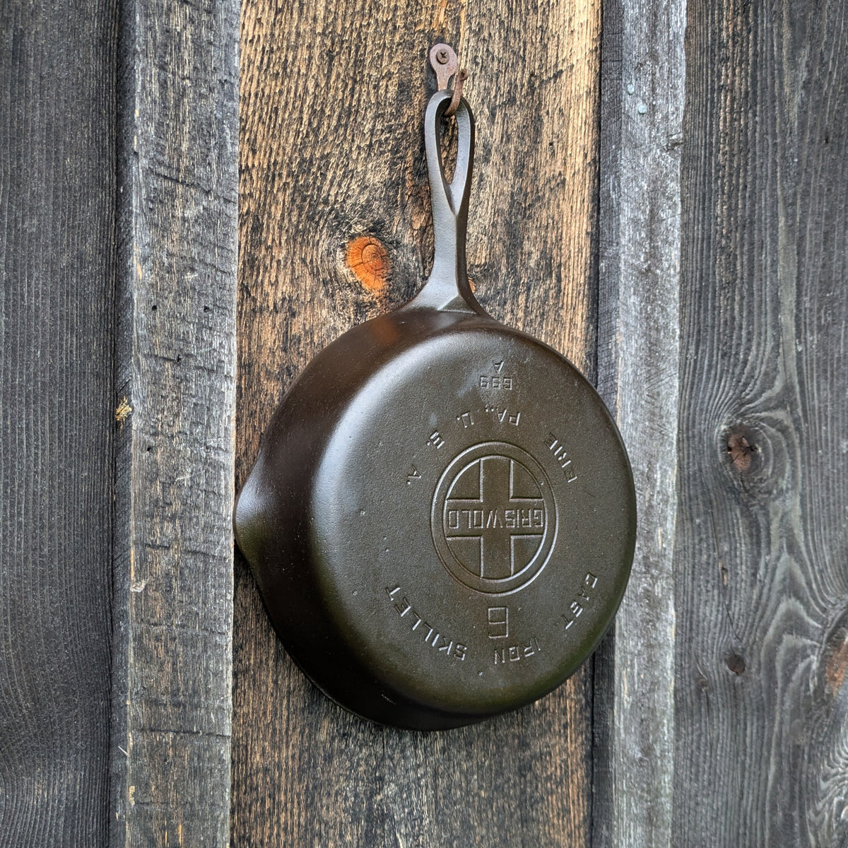 Vintage Griswold #6 Cast Iron Skillet with Large Block Logo 699 A