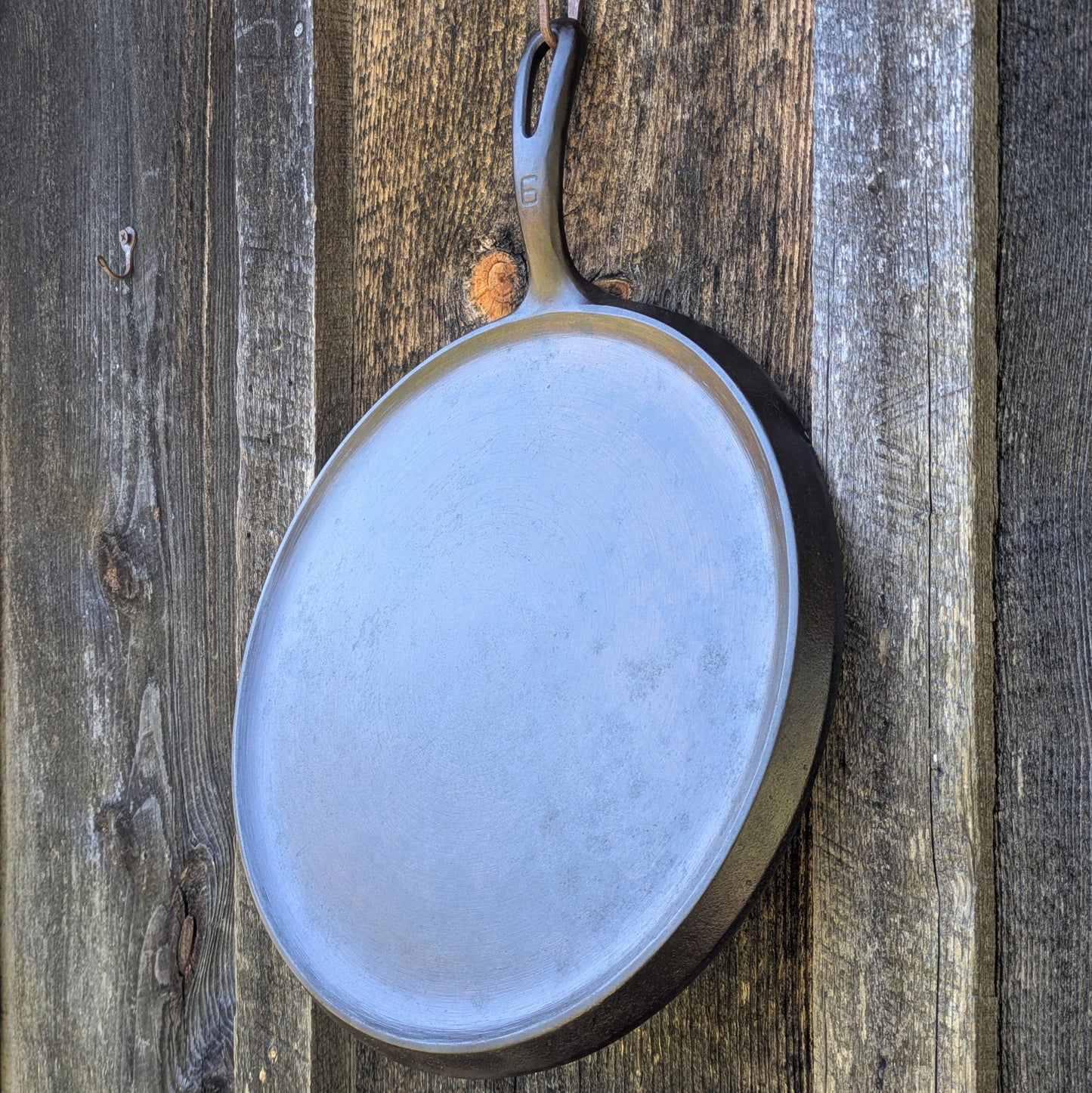 Griswold #9 Handle Griddle Cast Iron Skillet 609 G Small Block Logo