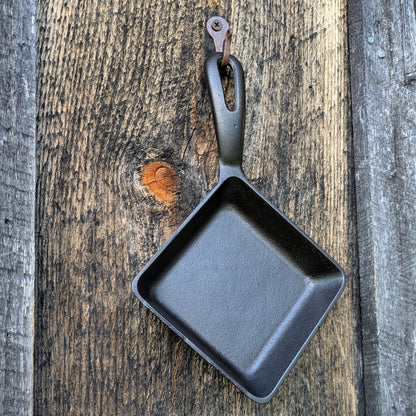 Vintage Griswold Cast Iron Square Egg Skillet #129 Block Logo