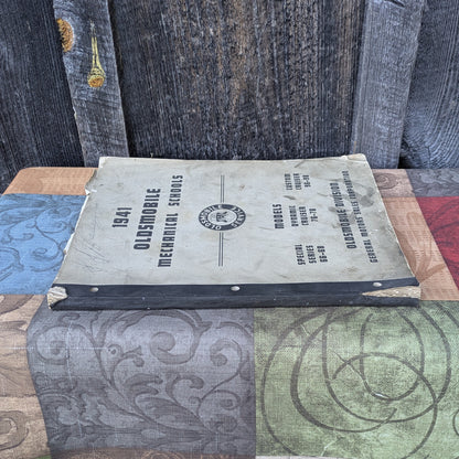 1941 Oldsmobile Mechanical Schools Service Manual for Special Series, Dynamic Cruiser, and Custom Cruiser Models