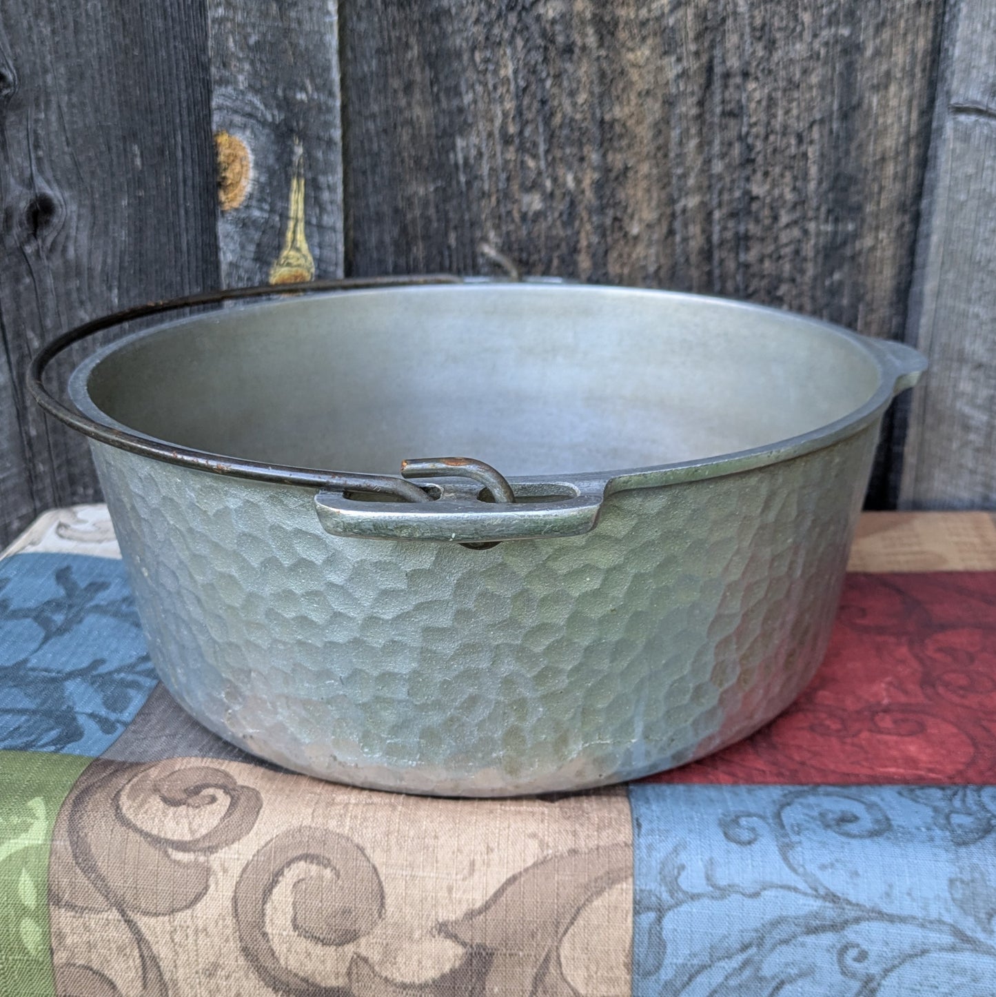 Wagner Ware Hammered Aluminum Round Roaster #8 with Lid 3248