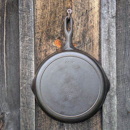 Vintage Griswold Iron Mountain #8 Cast Iron Skillet with Lid 1033