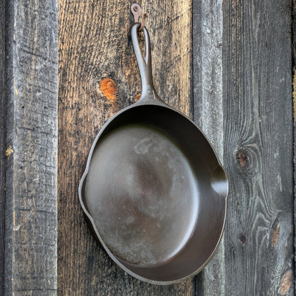 Vintage Griswold #6 Cast Iron Skillet with Large Block Logo 699 A