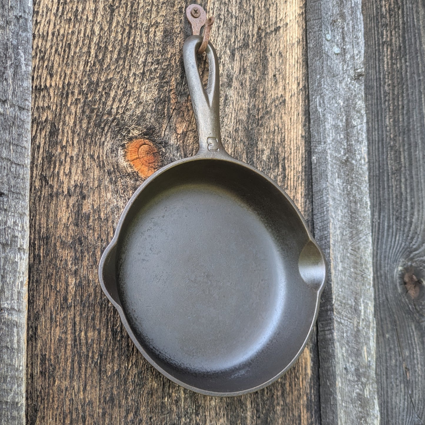 Griswold Large Block Logo #3 Cast Iron Skillet with Heat Ring 709 B