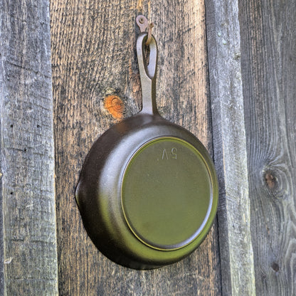 Vintage BSR Red Mountain #5 Cast Iron Skillet