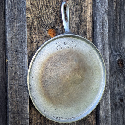 Chicago Hardware Foundry Chrome Cast Iron Griddle 999