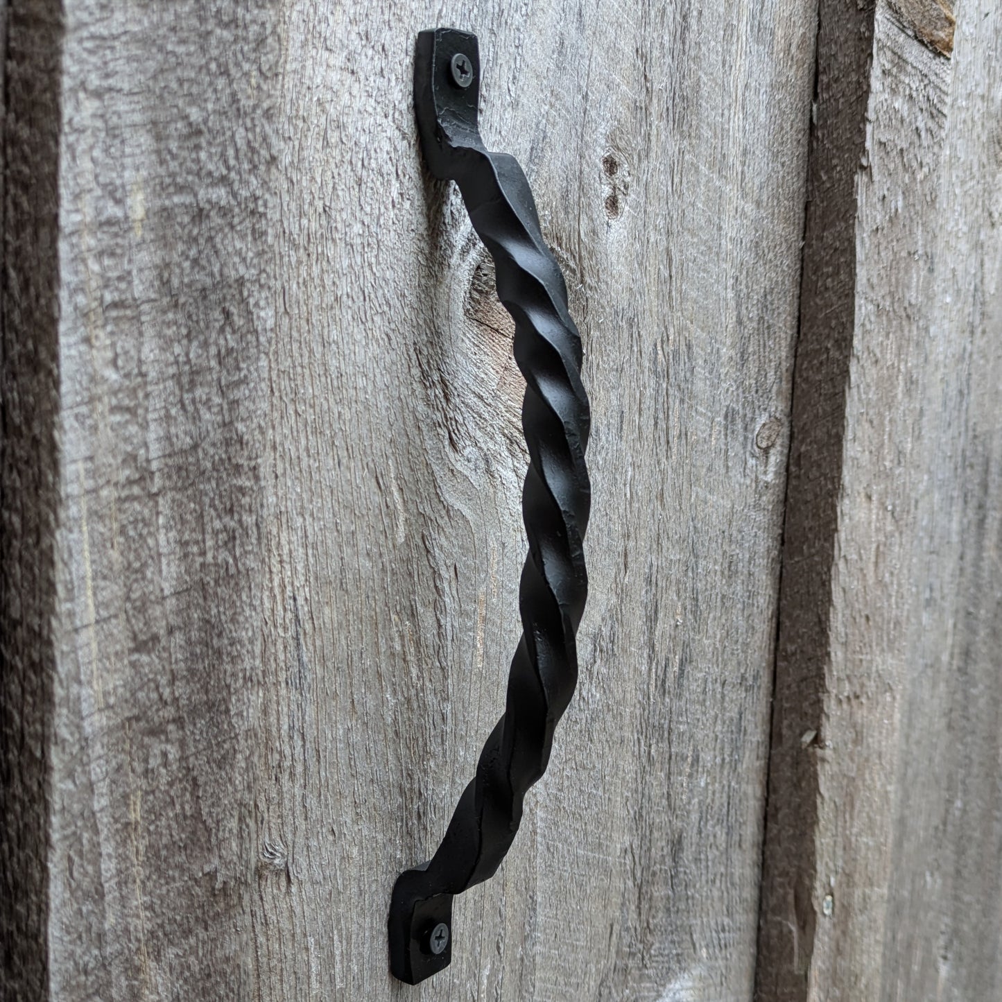 Single Curved Twisted Hand Forged Handle