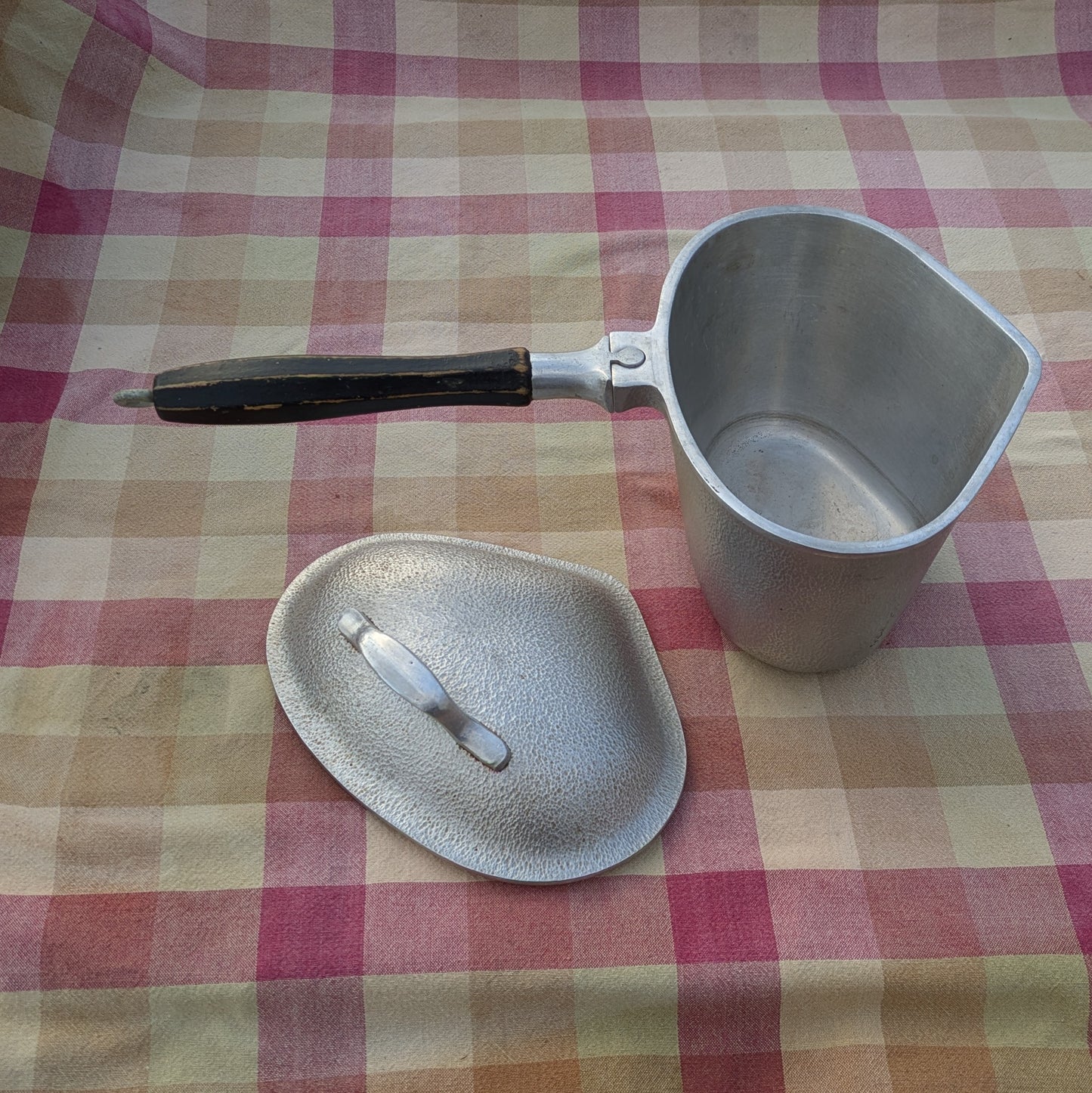 Vintage Silver Seal Cast Aluminum Triplicate Pans