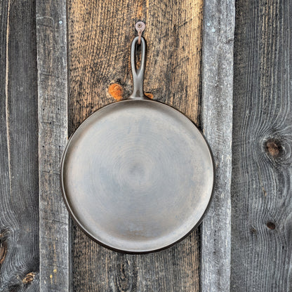 Wagner Ware Cast Iron Skillet Griddle #9 1109 D