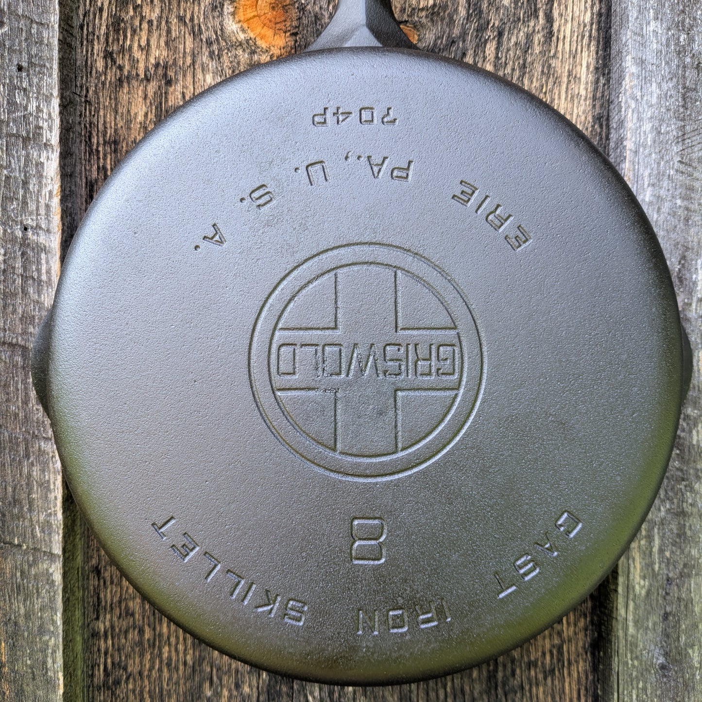 Griswold #8 Large Block Logo Cast Iron Skillet Smooth Bottom 704 P