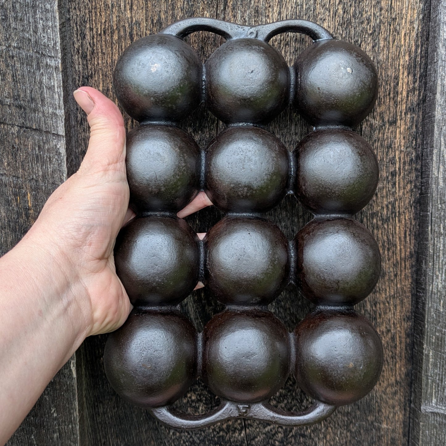 Antique Cast Iron Golf Ball Gem Pan
