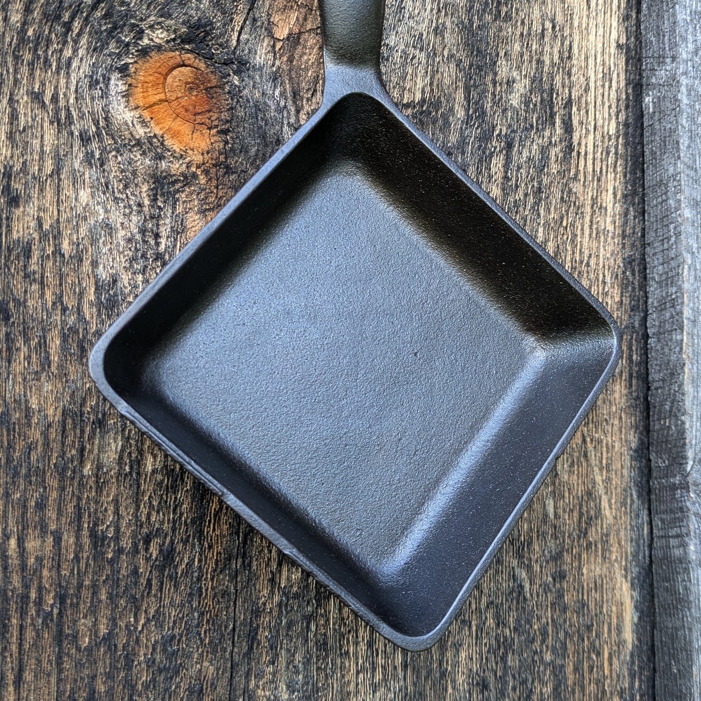 Vintage Griswold Cast Iron Square Egg Skillet #129 Block Logo