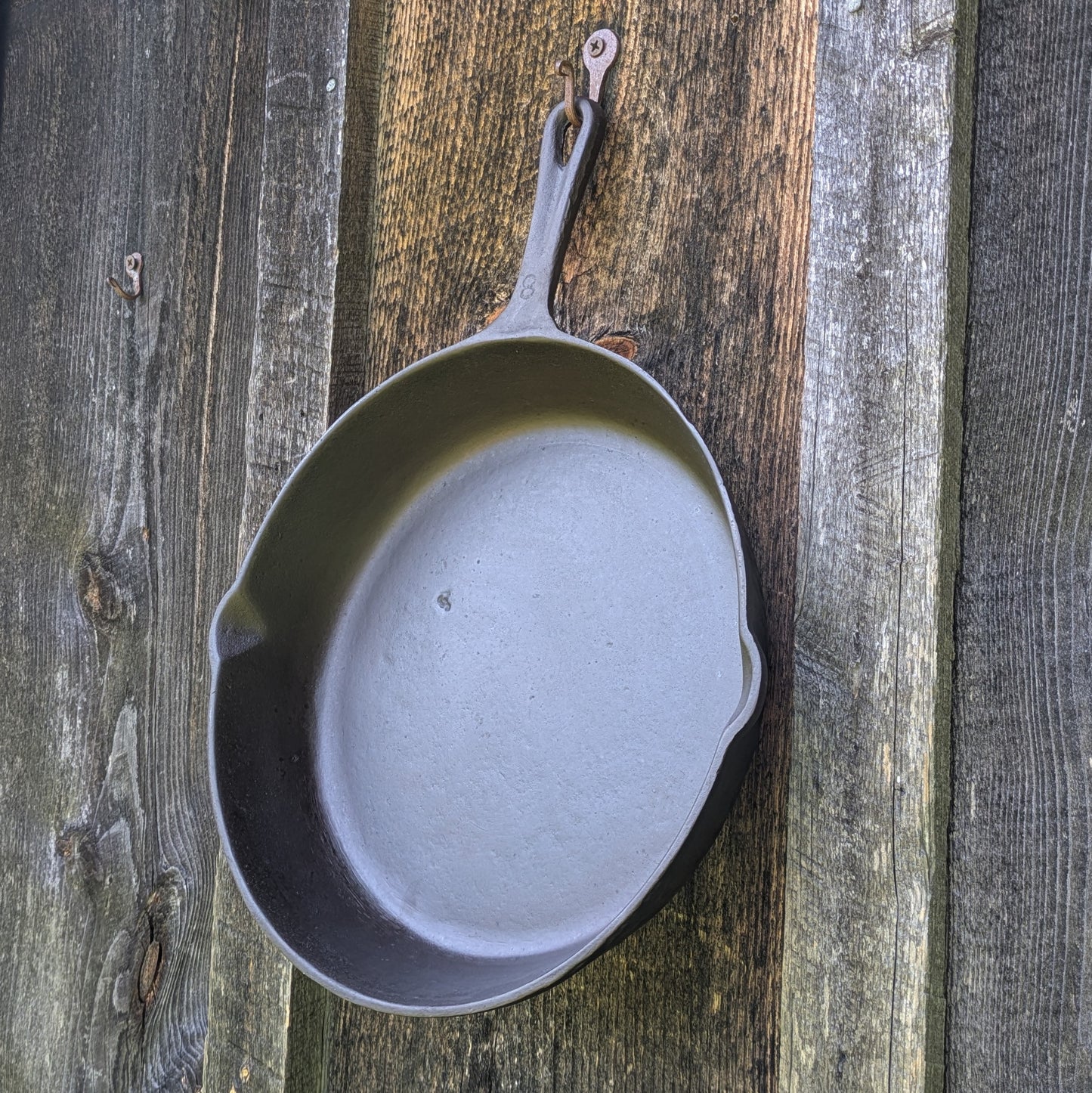 Ugly Hammered #8 Cast Iron Skillet