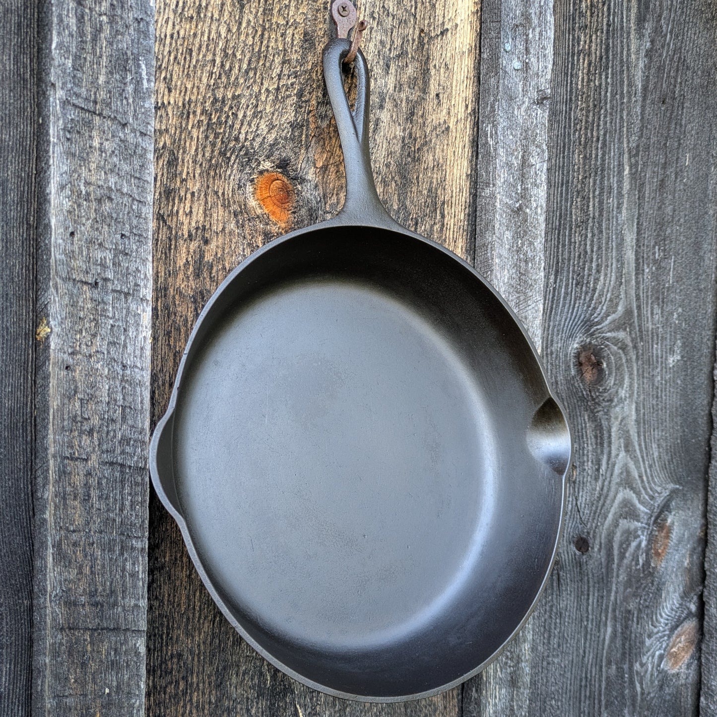Antique Griswold #8 Slant Erie Cast Iron Skillet 704