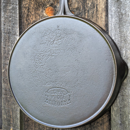 Favorite Piqua Ware #9 Cast Iron Skillet with Smiley logo and Heat Ring