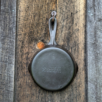 Antique Wapak #3 Taper Logo Cast Iron Skillet