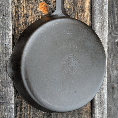 Vintage Griswold #8 Cast Iron Skillet with Small Block Logo and Early Handle 704 F