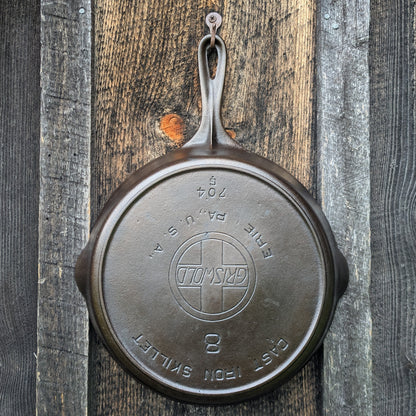 Griswold #8 Cast Iron Skillet with Slant EPU Logo 704 G