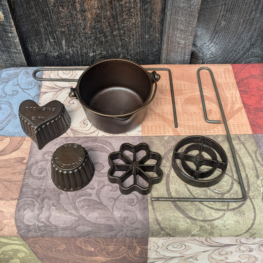 Griswold Deep Patty Bowl and Deep and Shallow Patty Molds