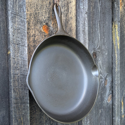 Vintage Large Wagner Ware #10 Cast Iron Skillet Sidney O 1060 S
