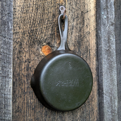 Antique Wapak #3 Taper Logo Cast Iron Skillet