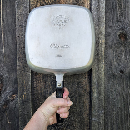 Vintage Magnalite Cast Aluminum Square Skillet with Lid #4510 by Wagner Ware