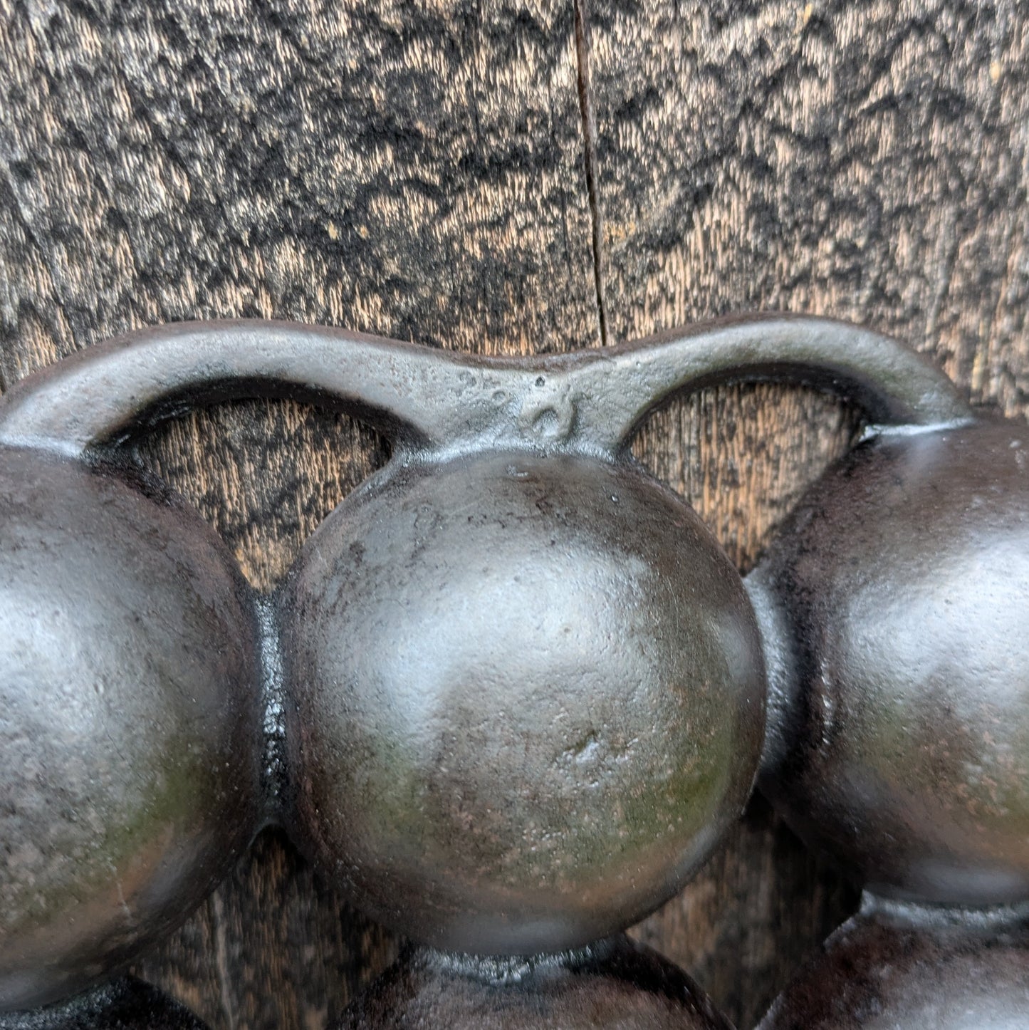 Antique Cast Iron Golf Ball Gem Pan