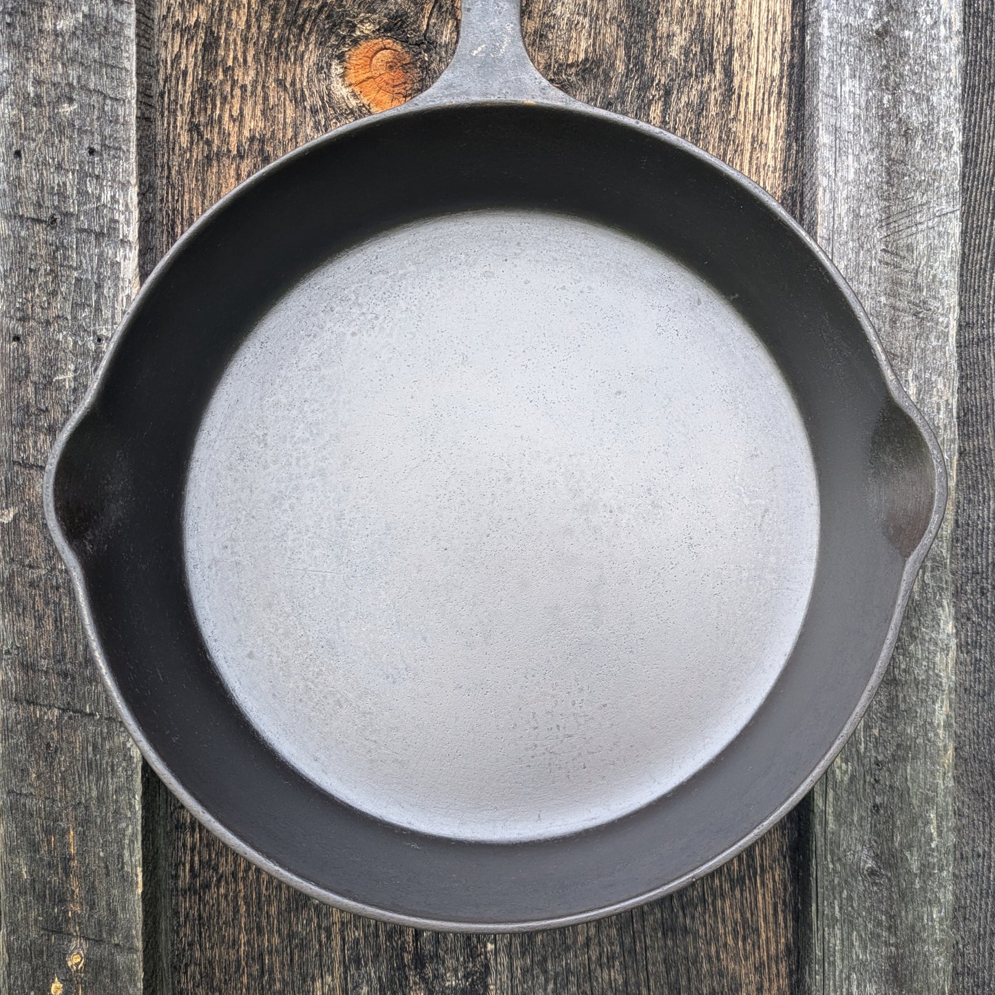 Vintage Griswold Iron Mountain #8 Cast Iron Skillet with Lid 1033
