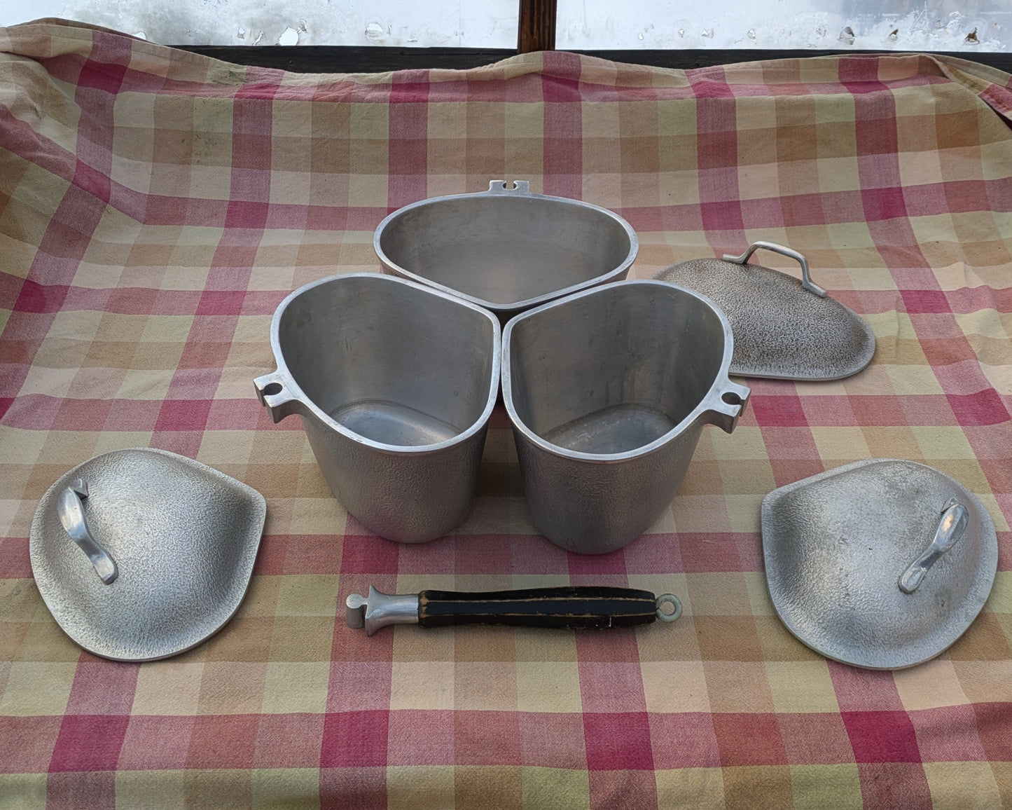 Vintage Silver Seal Cast Aluminum Triplicate Pans