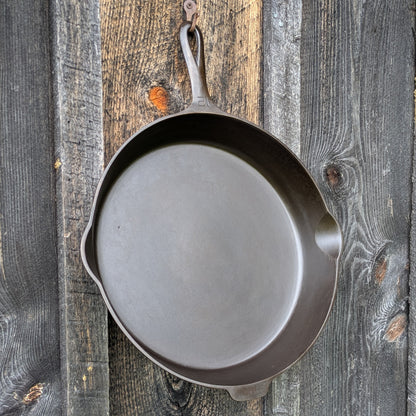 Griswold #12 Cast Iron Skillet with Large Block Logo and Heat Ring