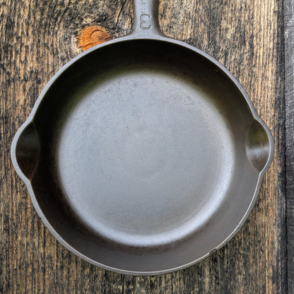 Griswold Slant EPU Logo #3 Cast Iron Skillet 709 B