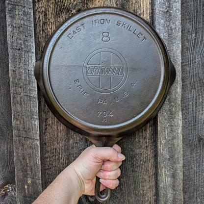 Vintage Griswold #8 Slant EPU Cast Iron Skillet 704 M