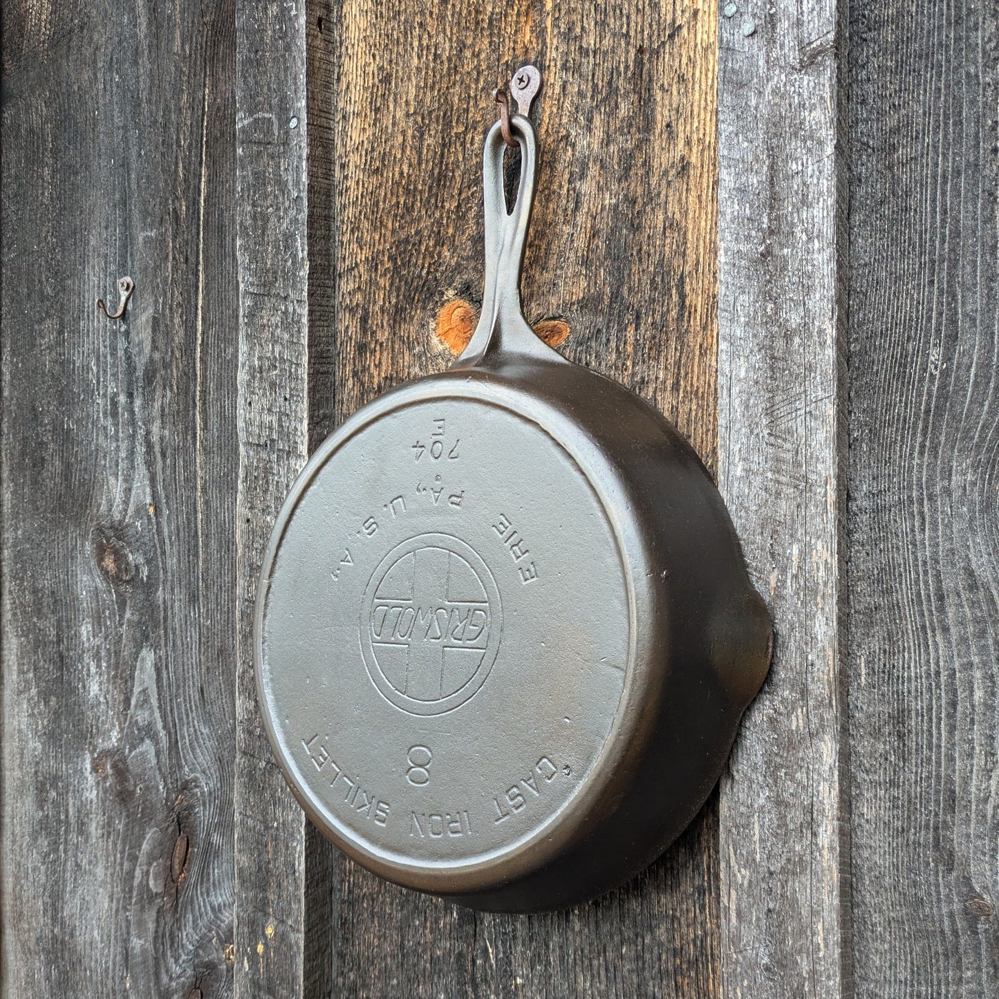 Vintage Griswold #8 Slant EPU Cast Iron Skillet 704 M with Heat Ring