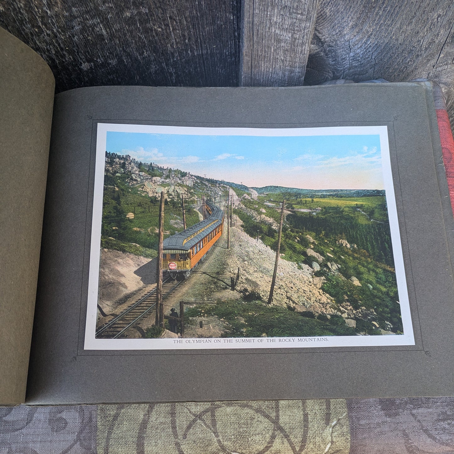 Antique 1914 Lake Michigan to Puget Sound Along the Chicago, Milwaukee & St. Paul Railway Scenic Guide Book Souvenir with Full Color Illustrations