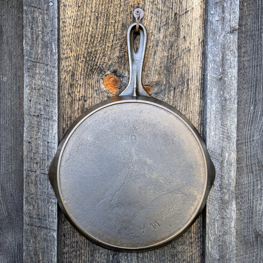 Antique Wapak #8 Cast Iron Skillet with Early Logo and Heat Ring
