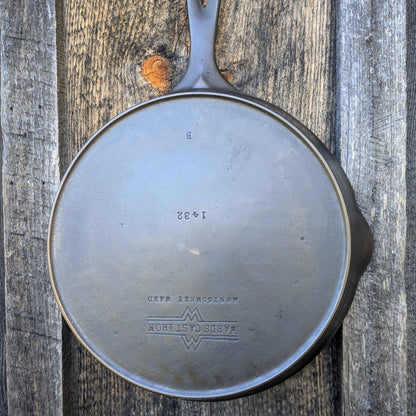 Ward's Cast Iron 1432 Skillet Size #8. Made by Wagner Ware for Montgomery Ward