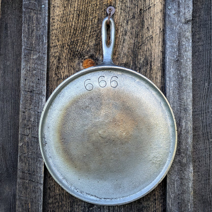 Chicago Hardware Foundry Chrome Cast Iron Griddle 999