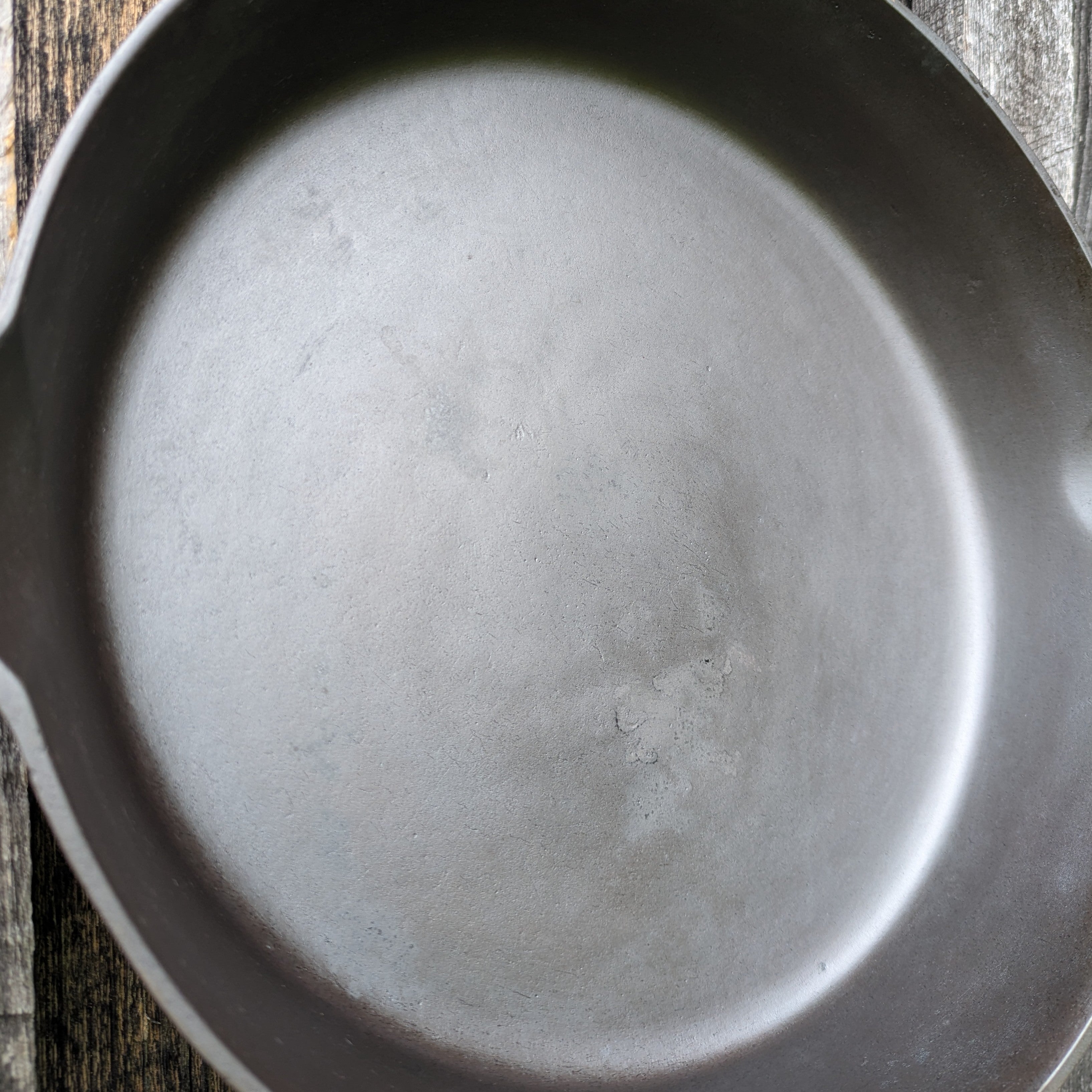 Antique Griswold #8 Slant Erie Cast Iron Skillet 704 N – The Forge