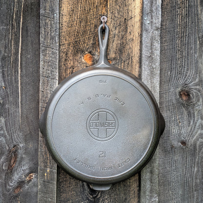 Large Griswold #12 Cast Iron Skillet with Large Block Logo and Heat Ring, Erie PA 719