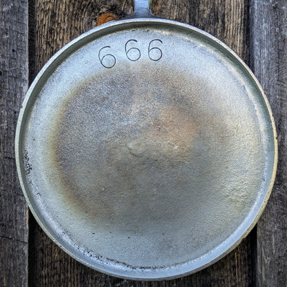 Chicago Hardware Foundry Chrome Cast Iron Griddle 999