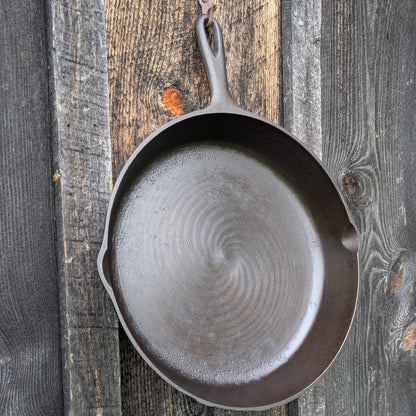 BSR Century Series #10 Cast Iron Skillet with Lid