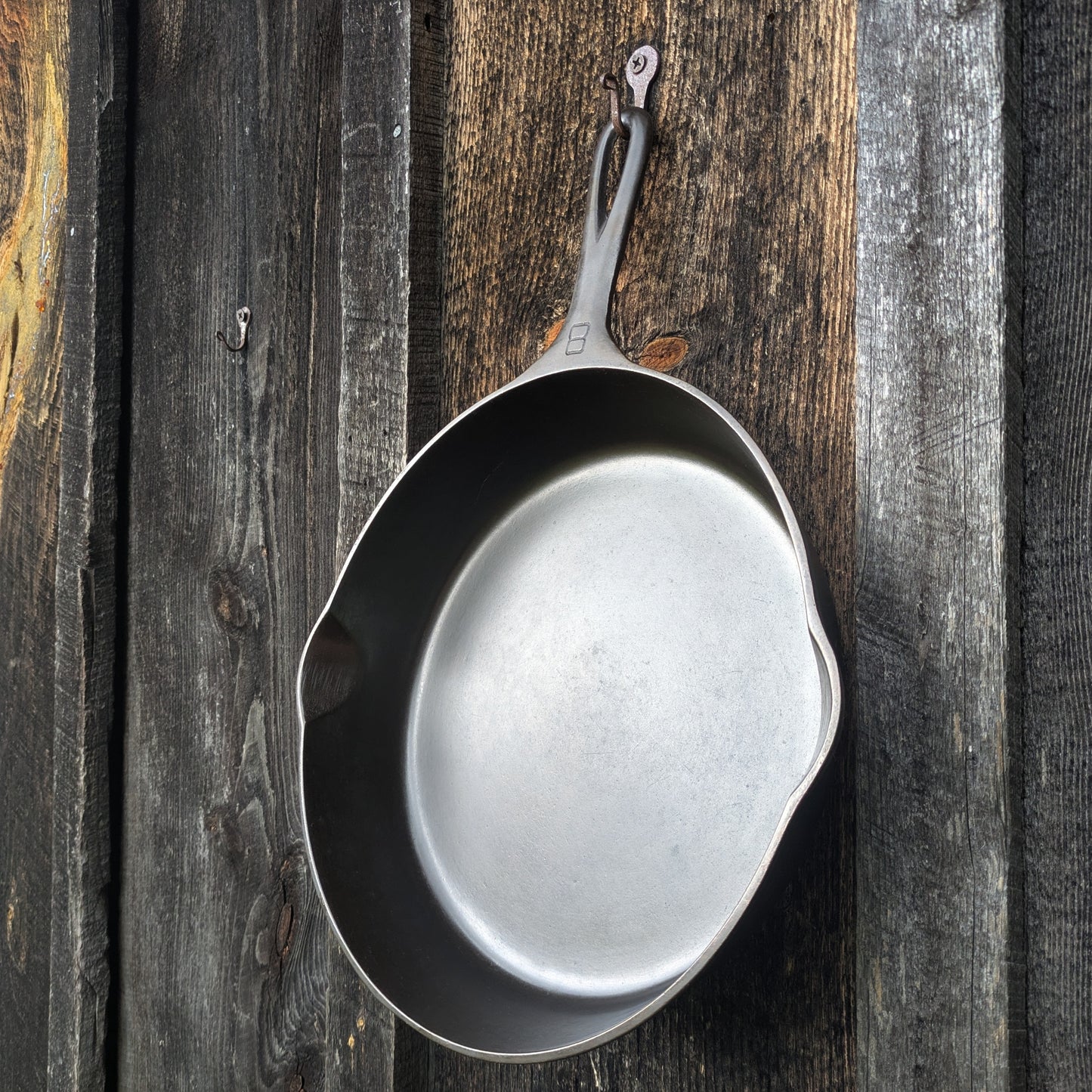 Griswold #8 Large Block Logo Cast Iron Skillet Smooth Bottom 704 C