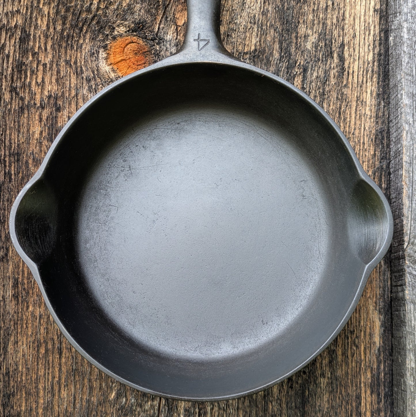 Vintage Griswold #4 Cast Iron Skillet with Large Block Logo 702 A