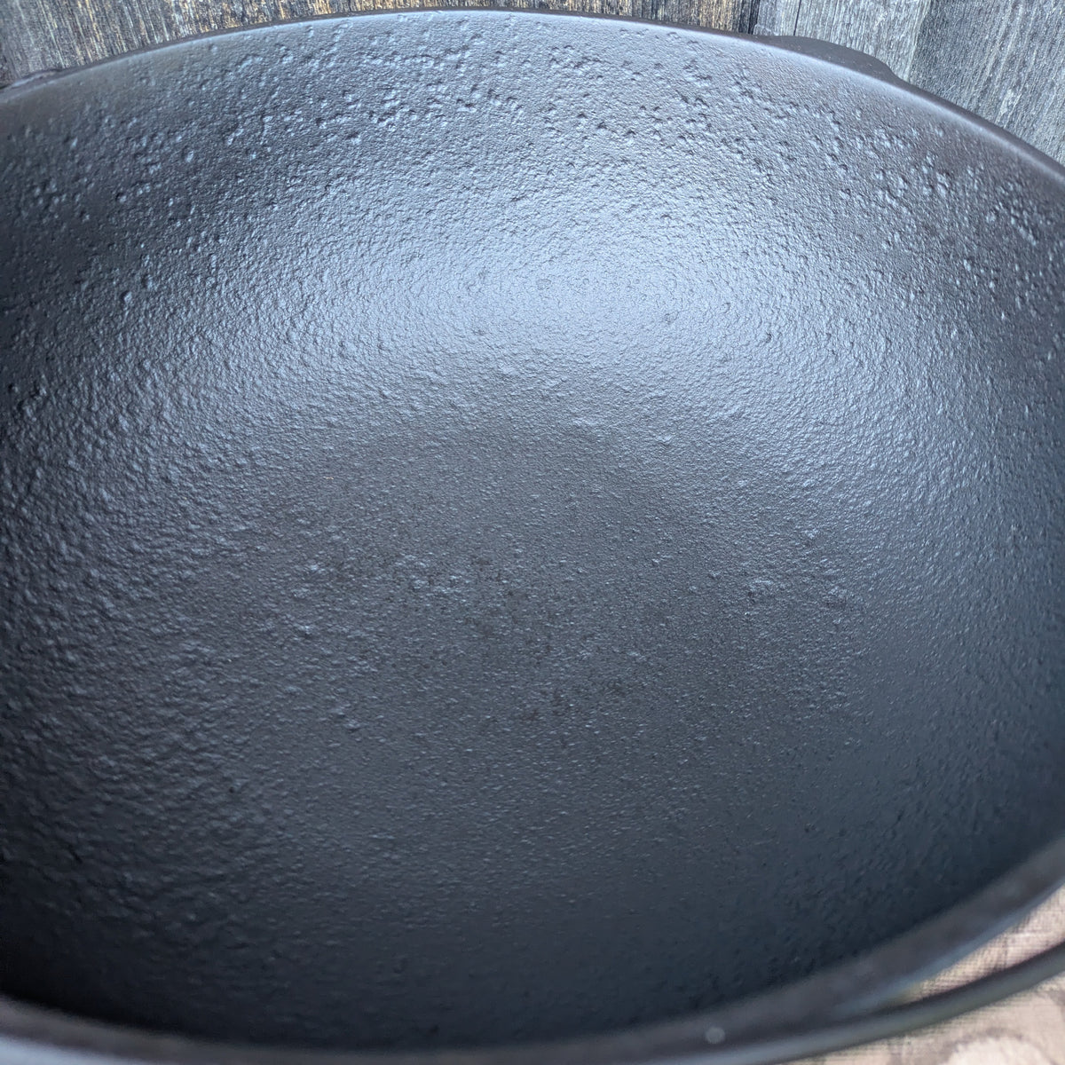 Wagner Ware Scotch Bowl #4 with Arc Logo