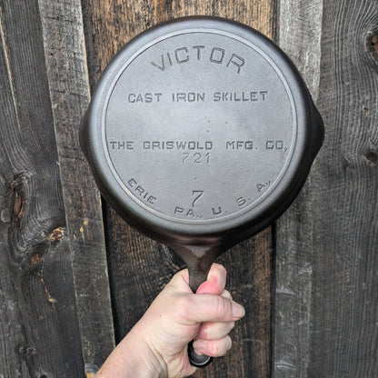 Vintage Victor by Griswold #7 Cast Iron Skillet Fully Marked 721 Erie PA