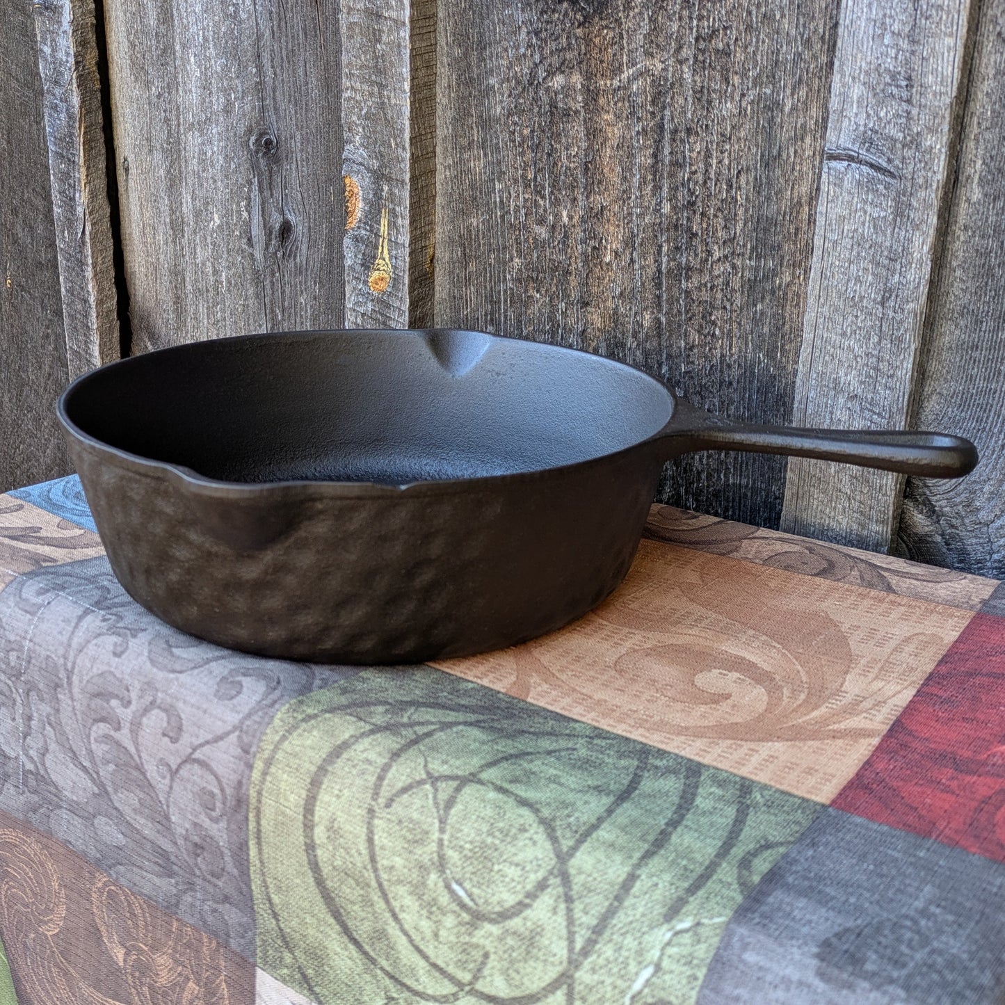 Ugly Hammered #8 Cast Iron Deep Skillet or Chicken Fryer with Lid