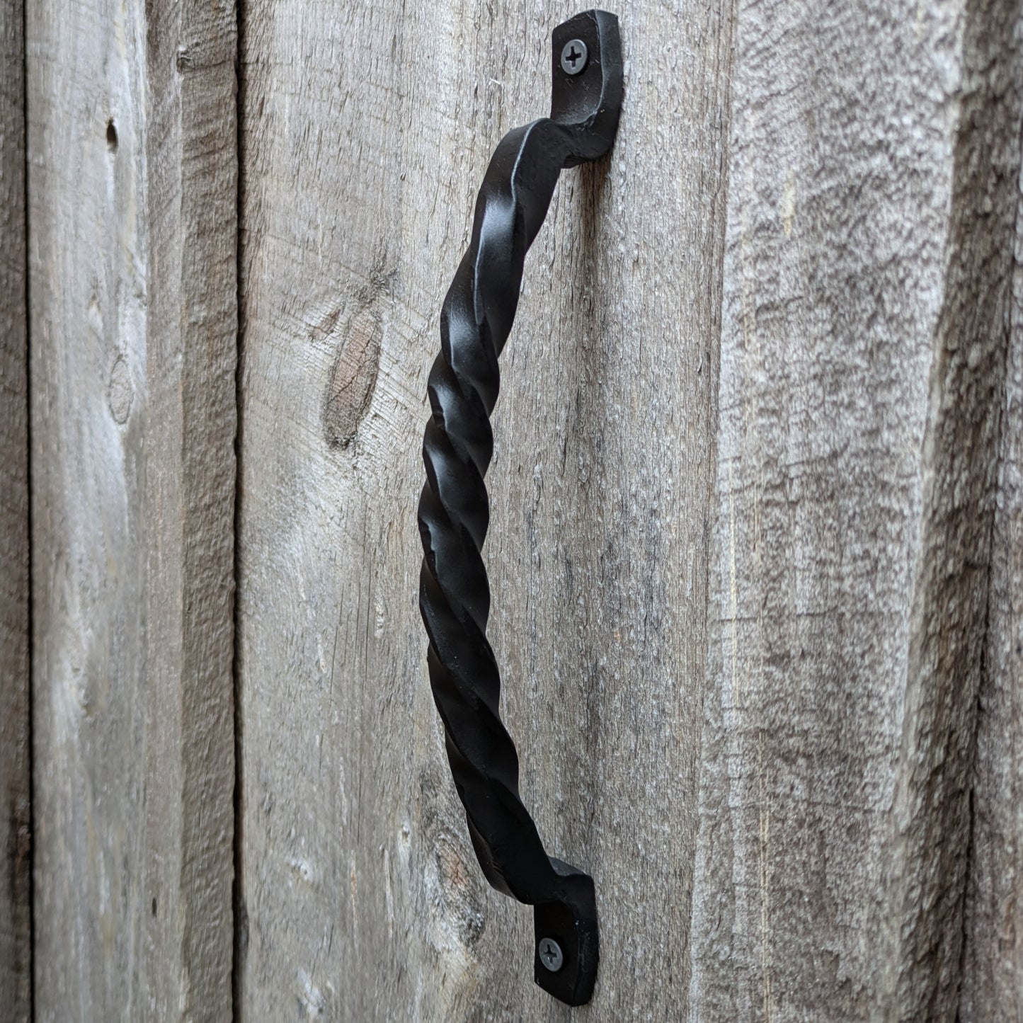 Single Curved Twisted Hand Forged Handle